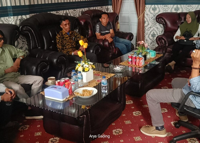 Pasca Unjuk Rasa, Honorer Temui Pimpinan DPRD Seluma untuk Bahas Nasib