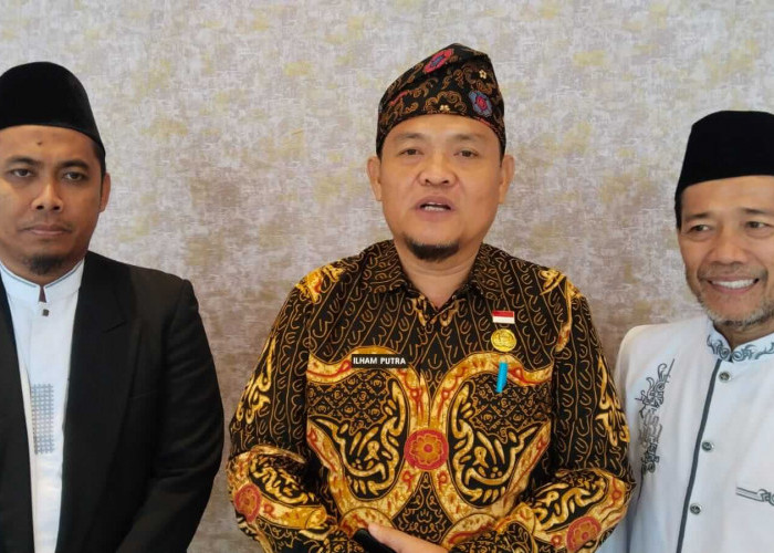 Kadis Dikbud Kota Bengkulu Buka Haflah Hifzil Quran untuk 112 Orang Penghafal Al-Quran 