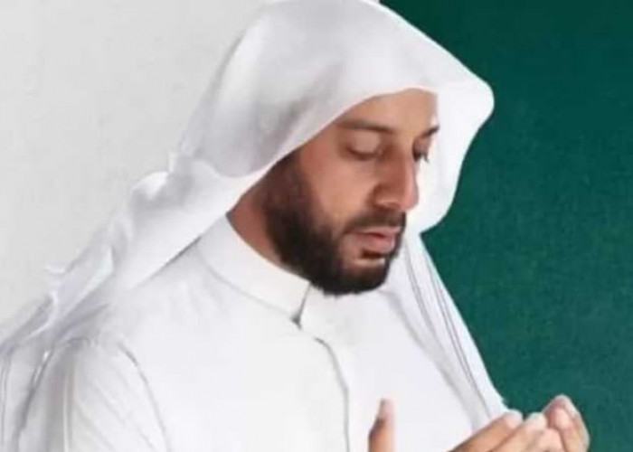 Mau Utang Lunas dan Datang Rezeki, Kata Syekh Ali Jaber Amalkan Doa Ini Sebelum Tidur