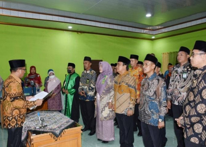 4 Kepala KUA dan 4 Kepala Madrasah Dilantik Kakan Kemenag Kota Bengkulu