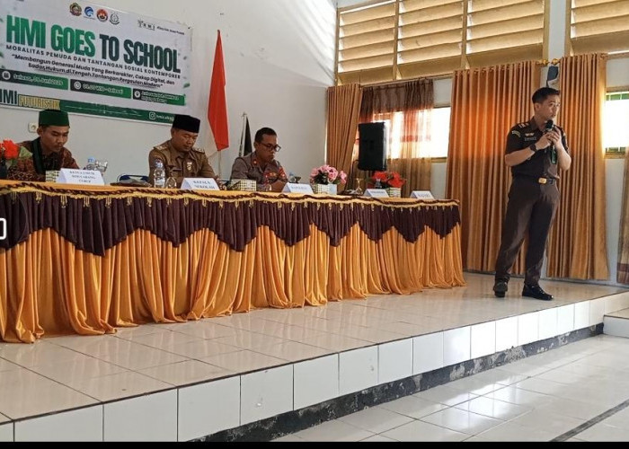 Kejari dan Polres Rejang Lebong Ambil Bagian dalam HMI Go to School di SMK Negeri 2