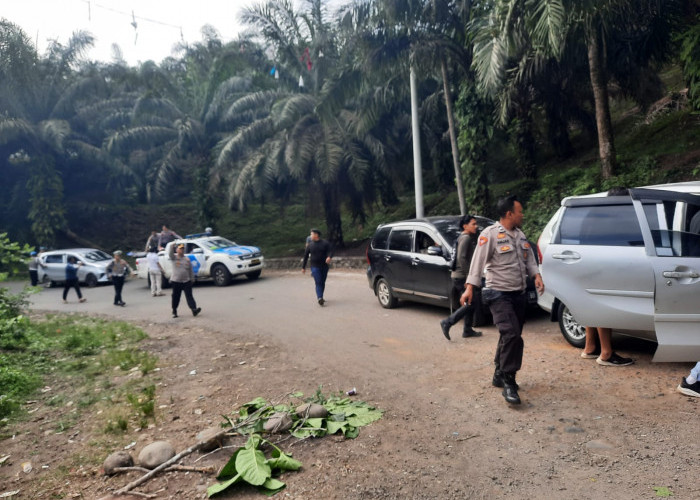 Terduga Pungli di Jalinbar Wilayah Bengkulu Utara Diangkut Polisi