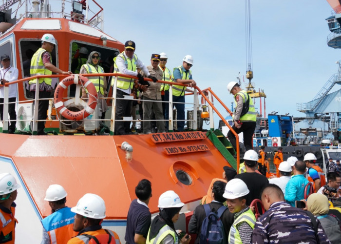 Plt Gubernur Tinjau Breakwater di Pelabuhan Pulau Baai, Pendangkalan Sebabkan 50% Aktivitas Ekspor Menurun