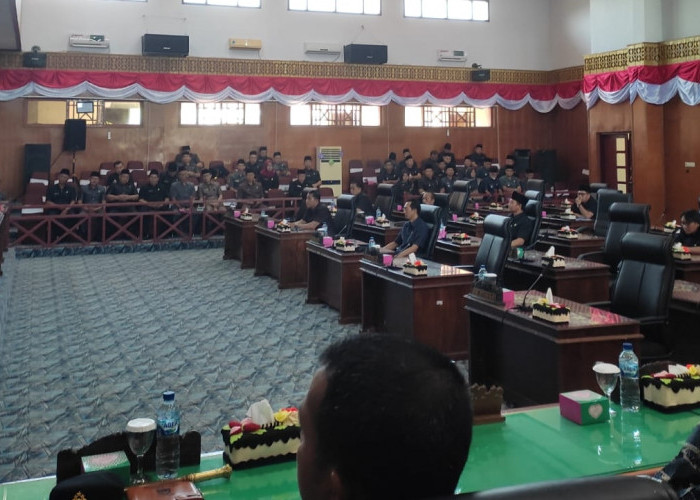 Miris,16 Dari 25 Anggota Dewan Tidak Hadir, Rapat Paripurna DPRD Kaur Terpaksa Dibatalkan