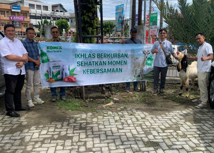 Momen Berbagi Kurban 2026, Komix Herbal Usung Tema Ikhlas Berkurban dan Sehatkan Momen Kebersamaan