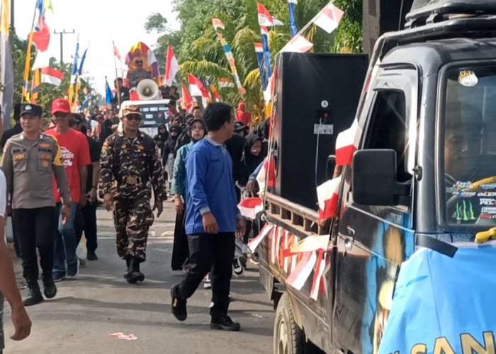 'Jenderal Sudirman' Diarak, Ribuan Warga Seluma Tumpah Ruah di Jalan Raya