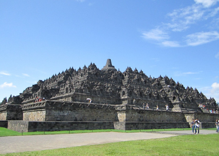 Cerita Dibalik Bangunan Bersejarah Indonesia, Candi Borobudur Awalnya Tempat Pelarian