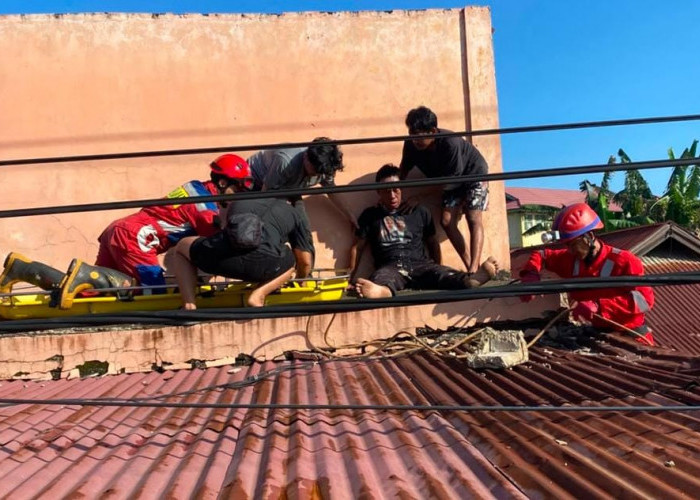 Perbaiki Atap Bocor, Warga Pagar Dewa Kota Bengkulu Kesetrum Listrik