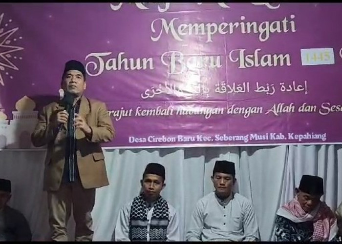 Peringatan Tahun Baru Islam, Edwar Hadiri Tausiyah di Desa Cirebon Baru