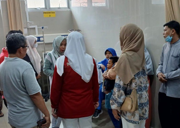 Usai Santap Menu MBG, 7 Murid SDN 59 Bengkulu Mengeluh Mual dan Pusing, Dibawa ke RSHD