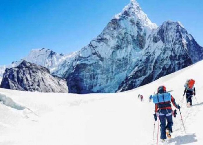 Ini Alasan Banyak Nyawa Melayang di Gunung Everest, Apakah hanya Karena Faktor Cuaca?