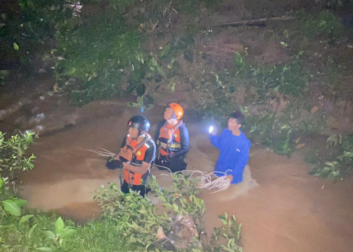 Pemancing Dilaporkan Hilang di Aliran Anak Sungai Padang Kemiling, Tim Rescue Dikerahkan