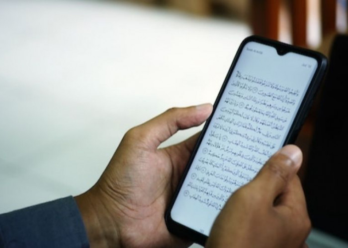 Sebaiknya Jangan Bawa Hp Ada Aplikasi Al Quran ke Kamar Mandi, Ini Alasannya