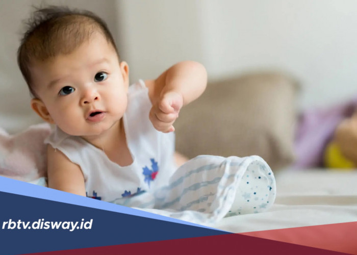 Milestone Bayi 0–12 Bulan: Yuk, Kenali Tahap Tumbuh Kembang Si Kecil