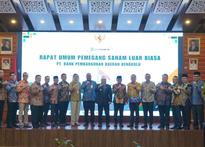RUPS Luar Biasa, Dahliana Santy Calon Direktur Operasional Bank Bengkulu  