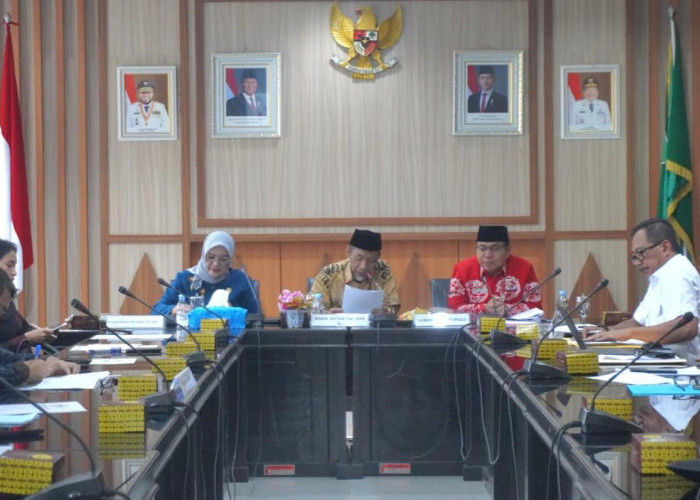 Pemprov dan DPD RI Cari Solusi Masalah Lahan Lapter TNI AU di Manna