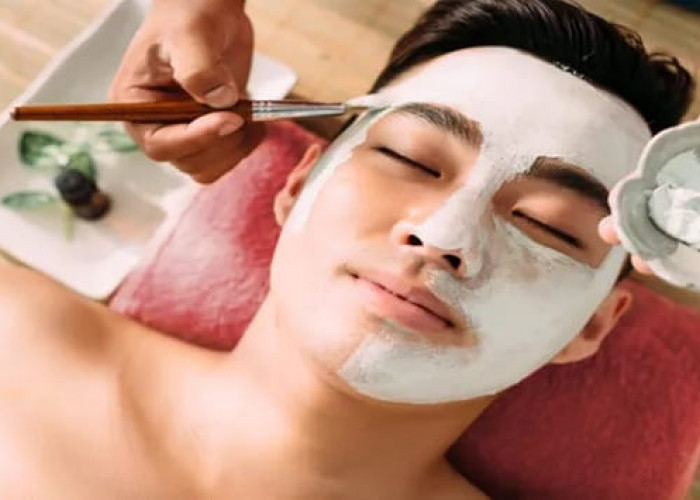 11 Rekomendasi Masker Memutihkan Wajah Pria, Semua Bahan Alami Gampang Dicari