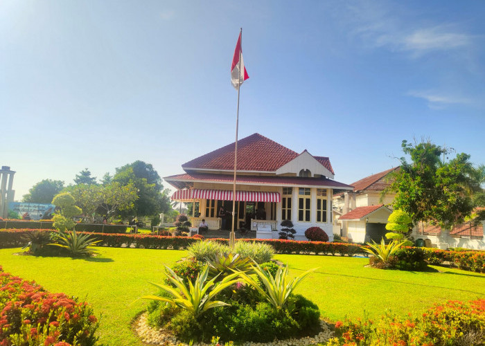 Momen Libur Sekolah, Rumah Bekas Kediaman Bung Karno di Bengkulu Ramai Dikunjungi Wisatawan