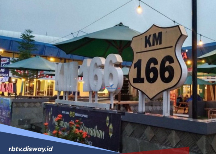 Sopir Lagi Istirahat Makan Siang di Rest Area Jalan Tol, 3 Truk Hino Kehilangan Speedometer 