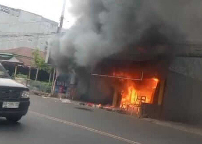 Peristiwa Kebakaran di Kepahiang, 2 Unit Ruko Habis Dilalap Api 