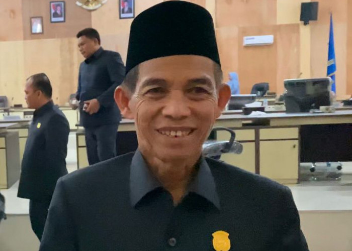 Ketua DPRD Mukomuko Minta Sekolah Lakukan Hal Ini untuk Pembentukan Karakter Siswa