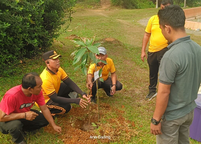 Wujudkan Lingkungan Hijau, Polres Seluma Gelar Aksi 'Green Policing' Bersama Tokoh Lintas Agama