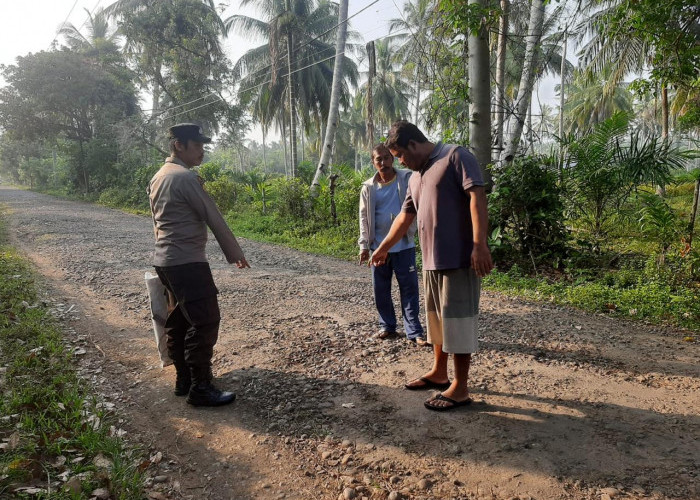 Ditemukan Bersimbah Darah Tanpa Kepala Bawah Pohon Kelapa, Parang dan Tali Diamankan Polisi