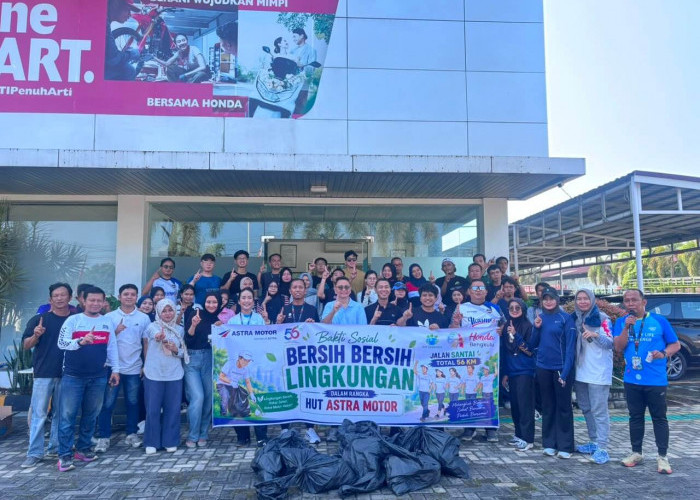 Peringati HUT ke-56, Astra Motor Bengkulu Gelar Jalan Santai dan Aksi Bersih Lingkungan 