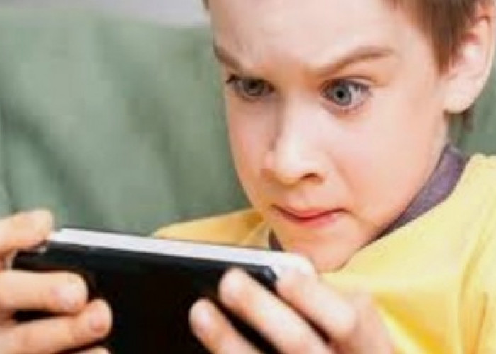 Anak Kecanduan Handphone Bisa Bahaya, Atasi dengan 6 Cara Ini Sebelum Menyesal