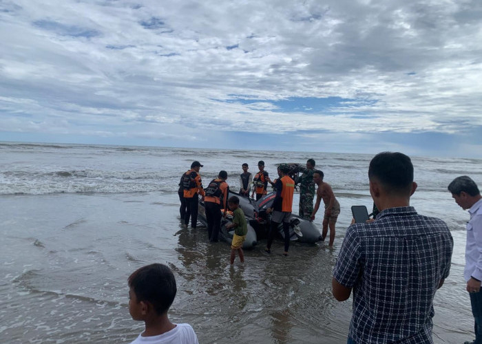 Pelajar SMP Hanyut Terseret Ombak di Pantai Badri Mukomuko