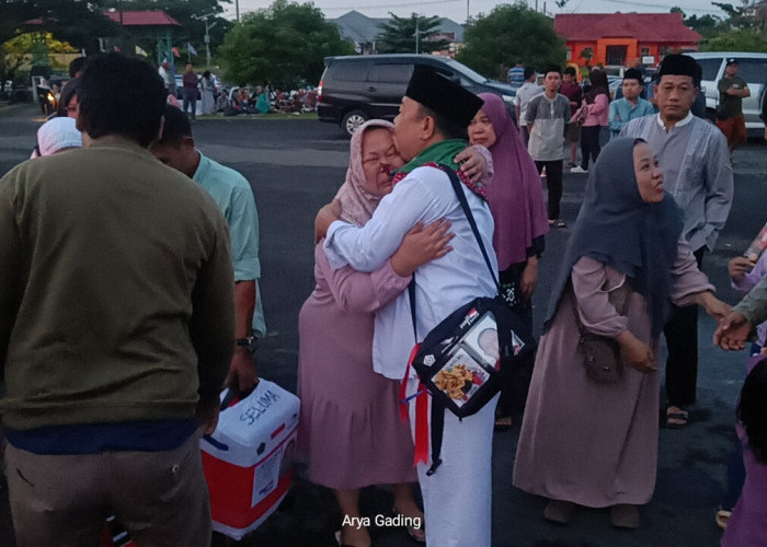 Selamat Berhaji, 171 Jemaah Seluma Diberangkatkan dari Masjid Agung Falihin Rabu Pagi