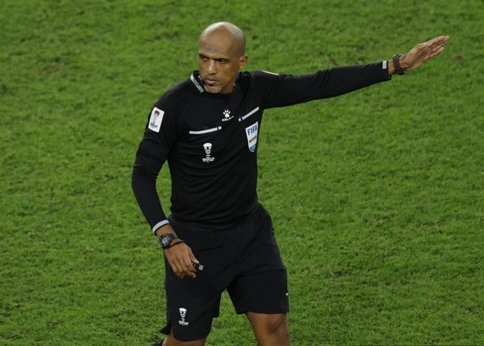 Bocoran sanksi untuk wasit Ahmed Al Kaf