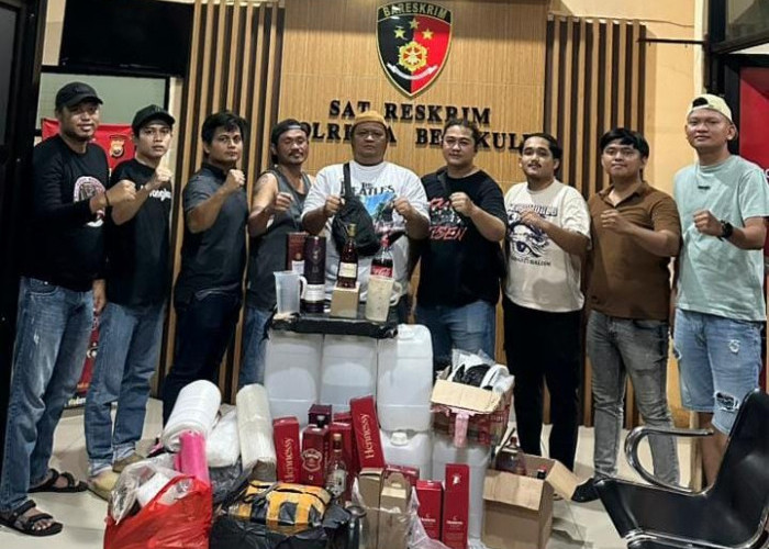 Resmob Macan Gading Bongkar Sindikat Pengoplos Minuman Keras di Kota Bengkulu