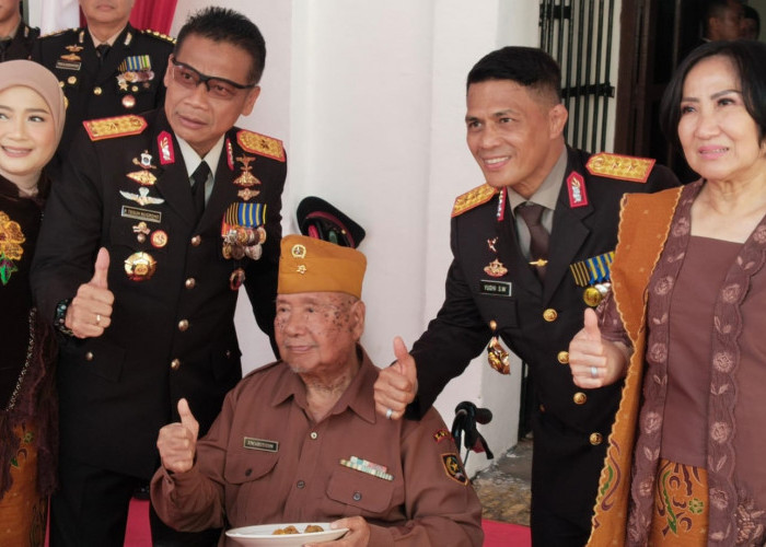 HUT Bhayangkara, 3 Orang Dapat Tumpeng dari Kapolda dan Wakapolda Bengkulu