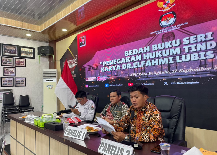 KPU Kota Bengkulu Bedah Buku Hukum Pidana Pemilu 
