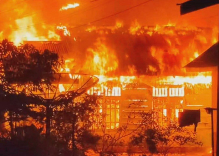 Rumah Semi Permanen Milik Perawat di Mukomuko Hangus Terbakar, Ini Dugaan Penyebabnya