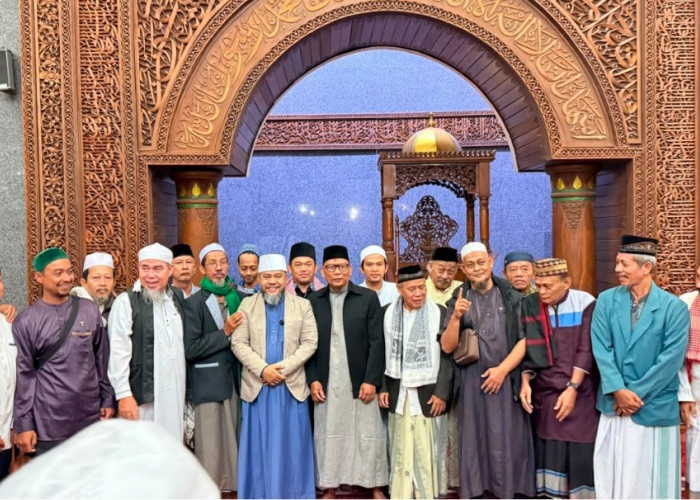 Ratusan Jamaah Hadiri Sosialisasi GIM24 Bersama Gubernur Bengkulu di Masjid Agung At-Taqwa Cirebon