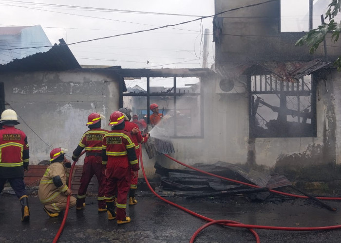 Musibah Tahun Baru, Rumah Milik PNS Bengkulu Tengah Terbakar