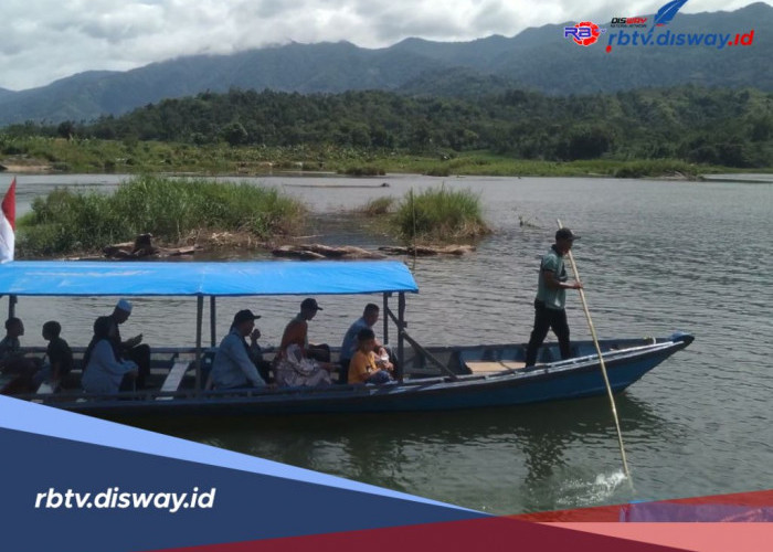 Berkah Libur Lebaran, Saatnya Panen Cuan dari Usaha Perahu Ketek di Wisata Danau Tes 