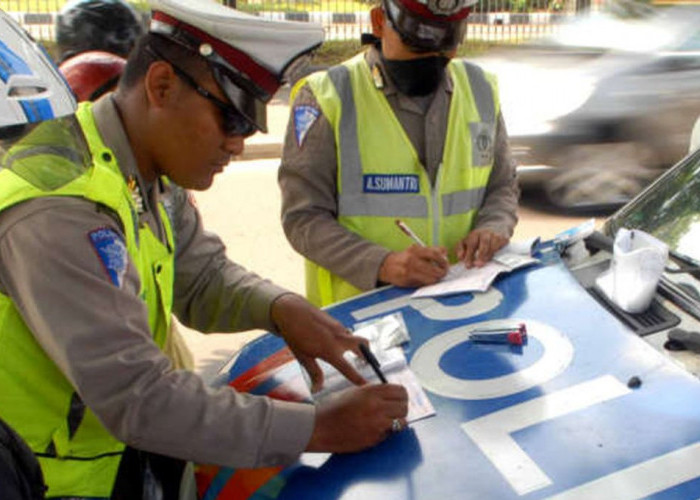 Berapa Denda Tilang Berkendara di Bawah Umur Jika Terjaring Razia Polisi? Segini Besarannya