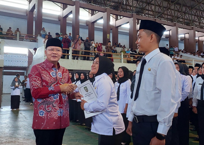 Hasil Koordinasi Gubernur Rohidin dengan Kementerian, 98 Guru Honorer Resmi Terima SK PPPK Guru