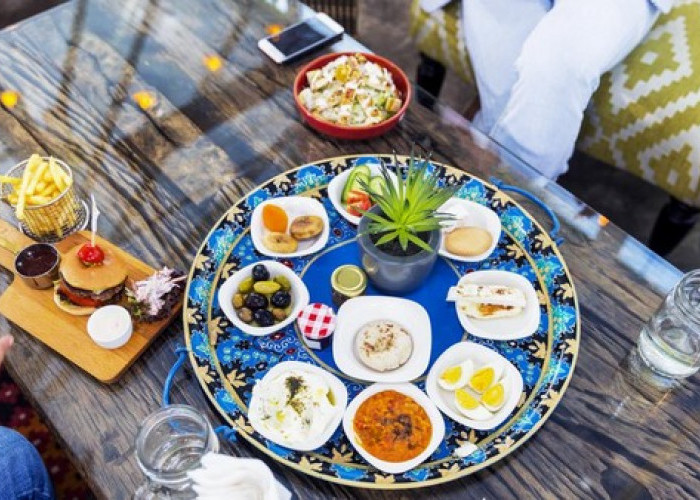 Waktu Buka Puasa Ramadan di Surabaya, Kamis 19 Februari 2026