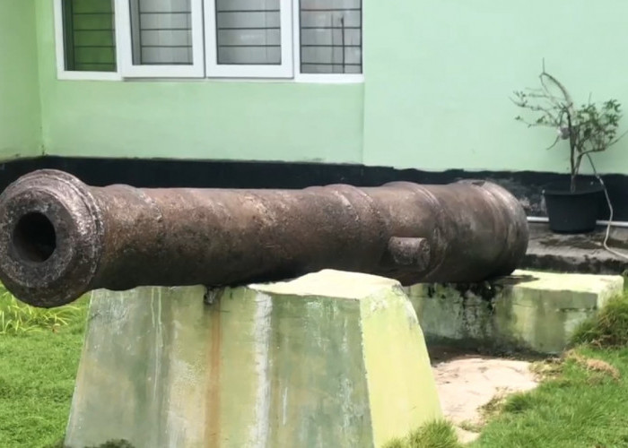 Disdikbud Mukomuko Usulkan Anggaran Pembangunan Pedestal Dua Meriam Kuno