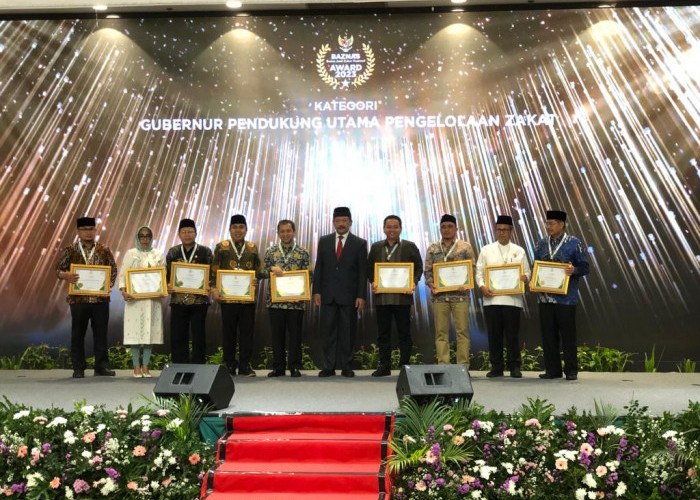 Lagi, Gubernur Bengkulu Terima Anugerah BAZNAS Award 2023