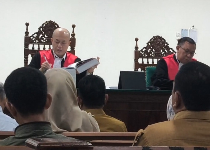 Jaksa Tuntut Terdakwa Dugaan Korupsi Samisake Jilid II 1,3 Tahun Penjara