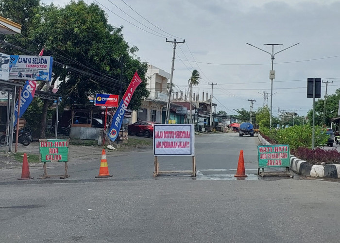 Sebelum Ramadhan, Ruas Jalan Ahmad Yani Kota Manna Sudah Diperbaiki
