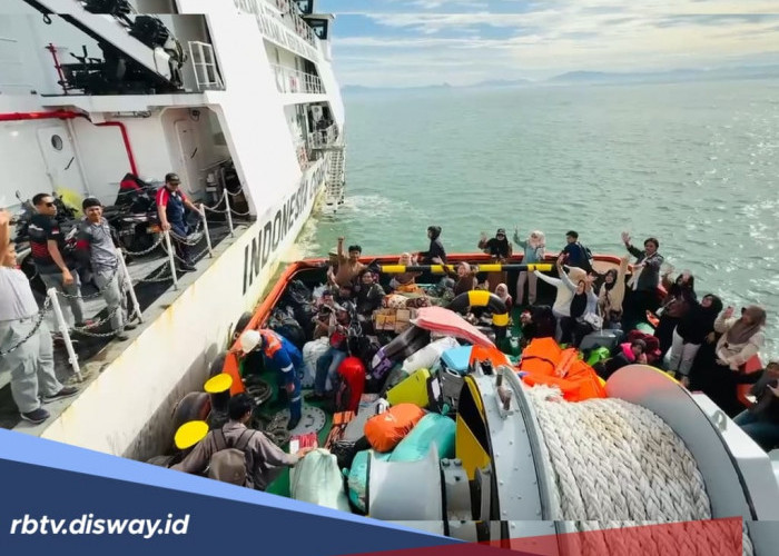 Lalu Lintas Penumpang dari dan Menuju Pulau Enggano Kini Dibantu Kapal Bakamla RI, Gratis