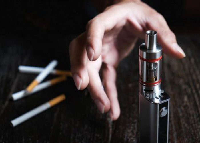 Masih Beranggapan Lebih Aman Dibanding Rokok Konvensional? Ini Dampak Buruk Vape Bagi Kesehatan