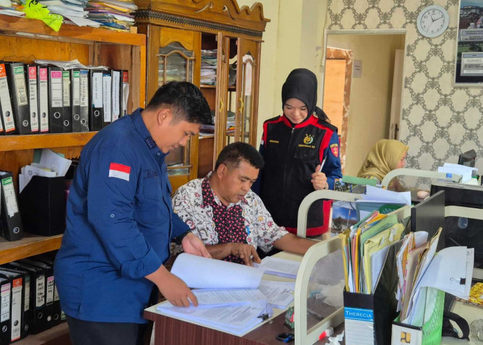 Kejari Kepahiang Geledah Dinas PUPR Pemkab Kepahiang, Puluhan Dokumen Disita