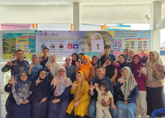 Tim PKM Fakultas Teknik Unib Perkuat Data Keamanan Perangkat Kelurahan